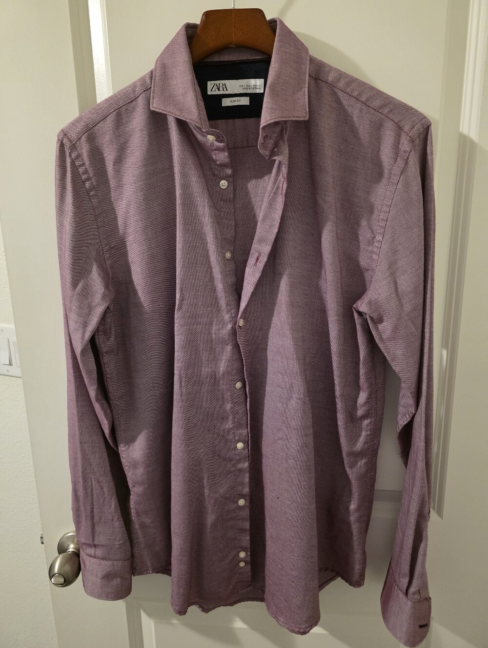 ZARA Men’s Long-Sleeve Button-Up Shirt in Dusty Plum